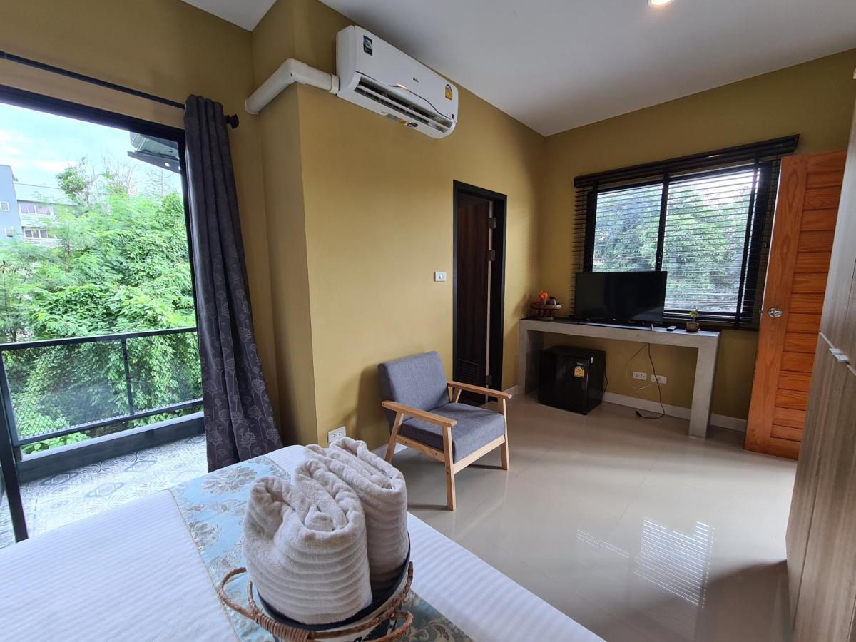 The Lantern Suites Ban Song Hong Exteriér fotografie