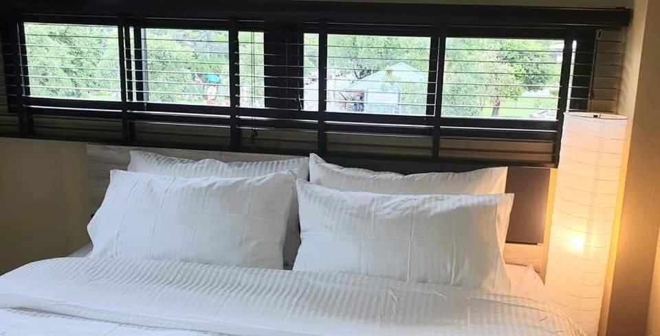 The Lantern Suites Ban Song Hong Exteriér fotografie