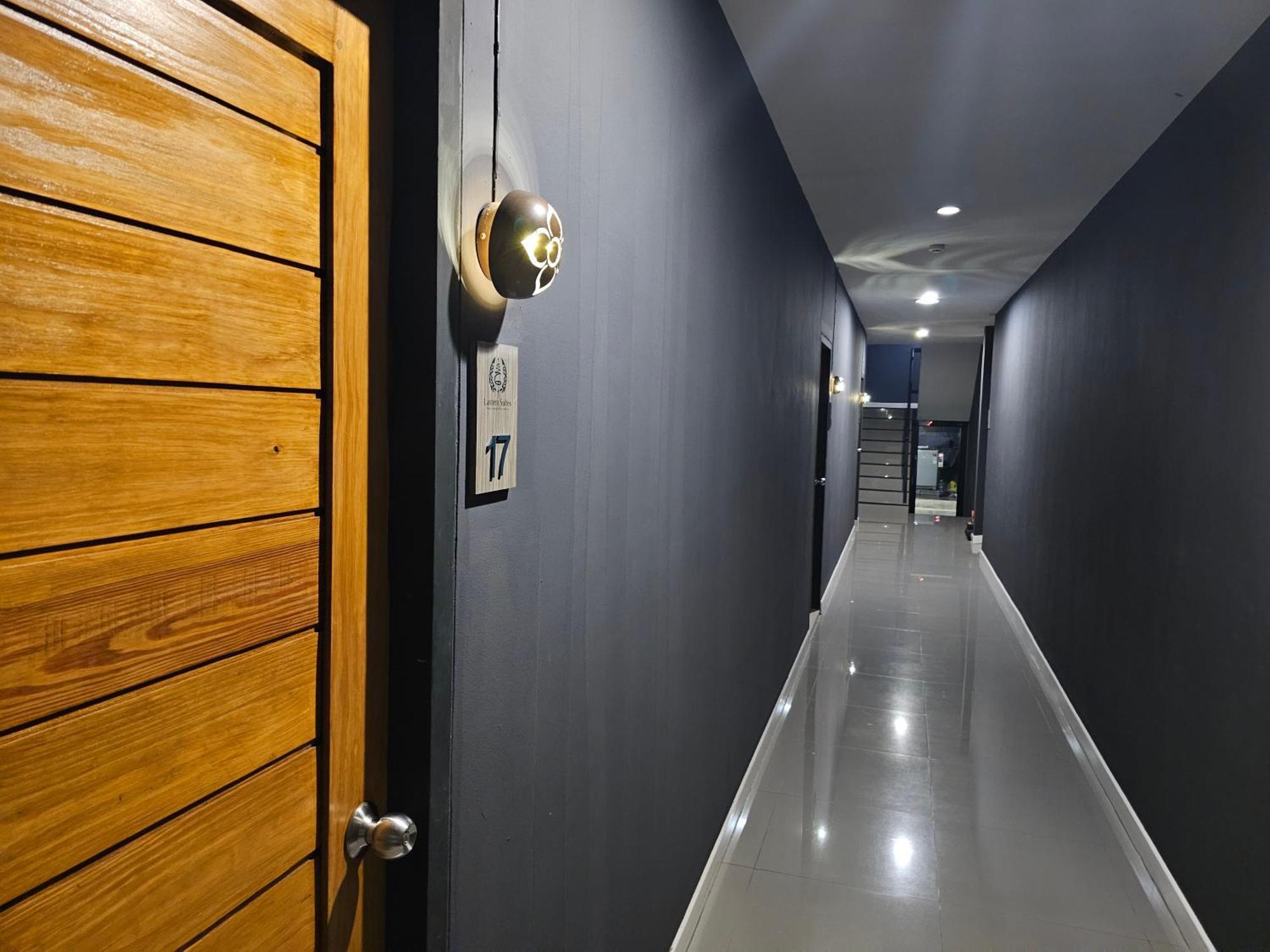The Lantern Suites Ban Song Hong Exteriér fotografie