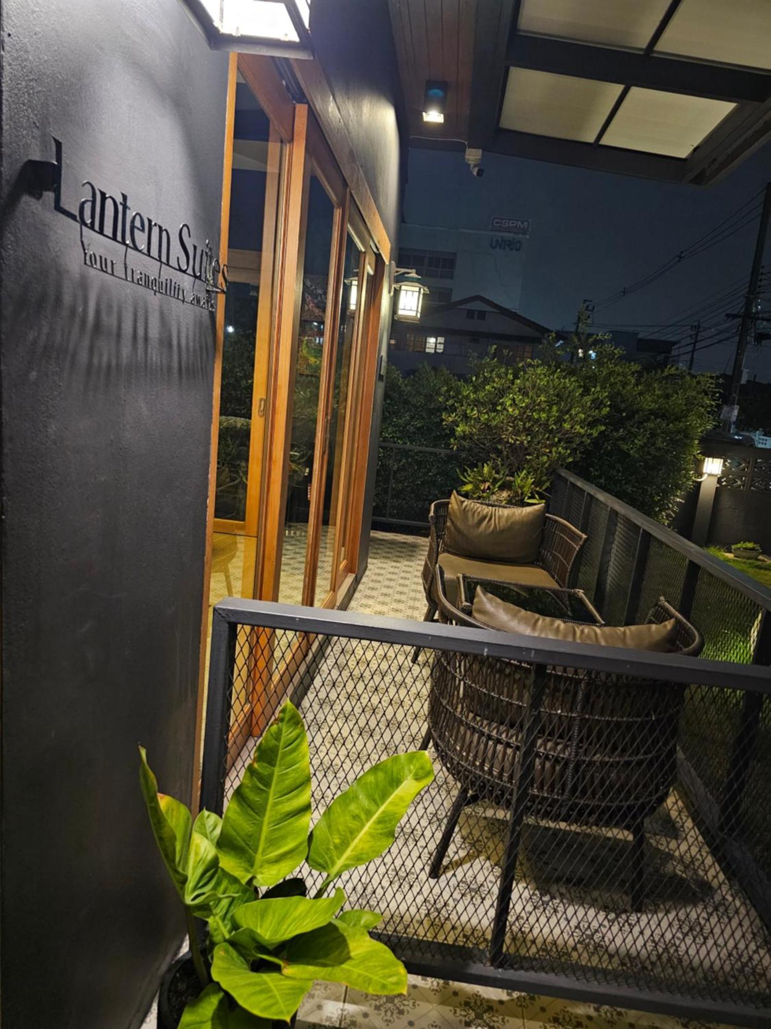 The Lantern Suites Ban Song Hong Exteriér fotografie